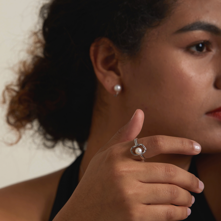 Oval Liner Akoya Pearl Ring