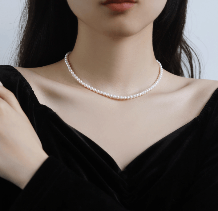 Small Round Pearls 18K Gold Necklace - Herself Jewelry