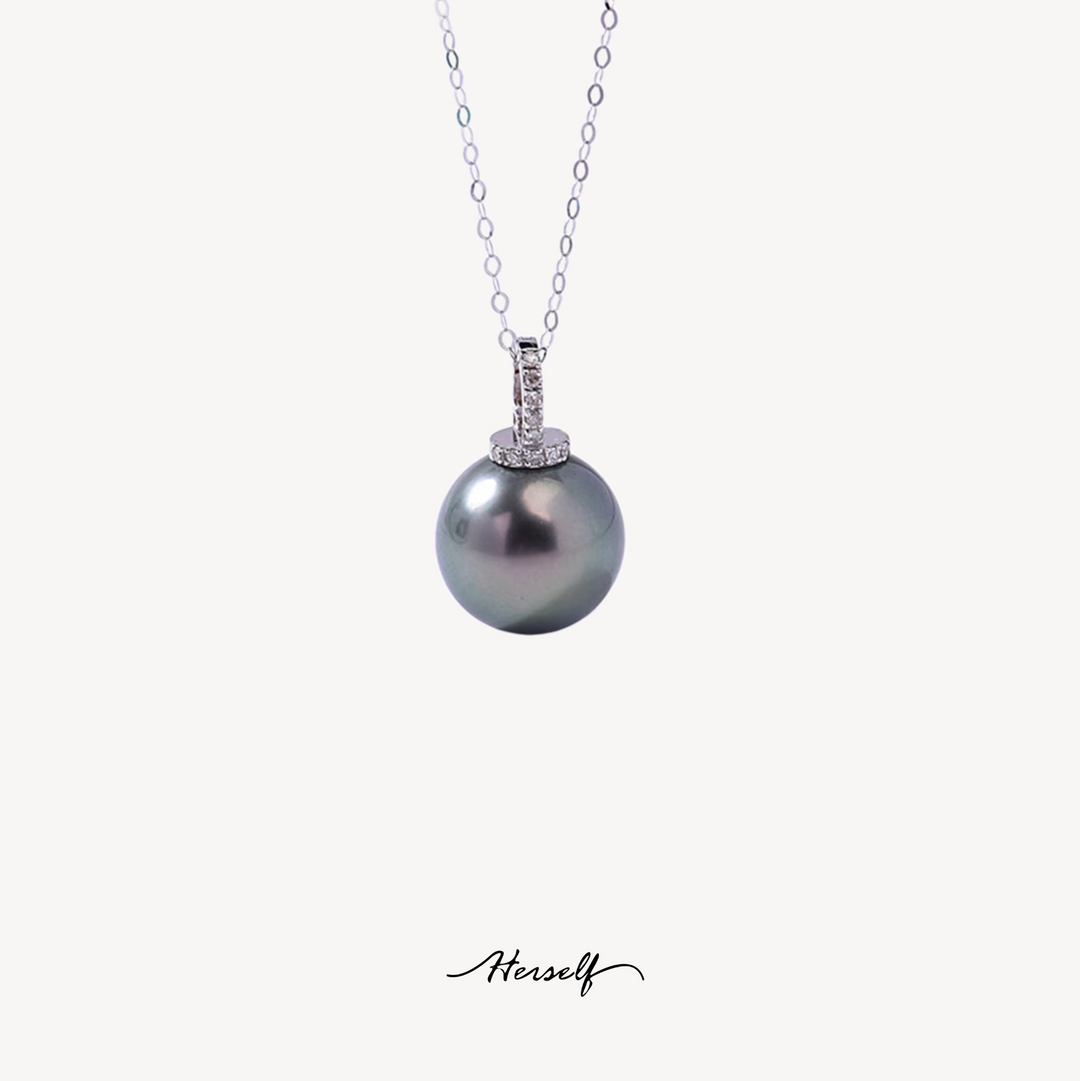 Tahitian Pearl Starlight Pendant in 18K White Gold