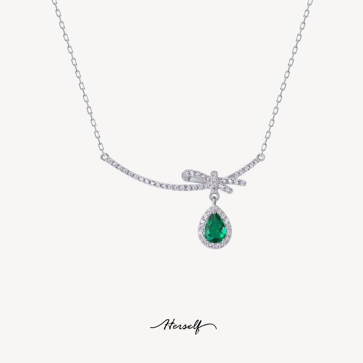 Teardrop Emerald Bow Smile Necklace