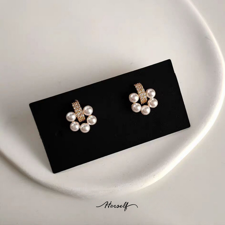 Floral circle Akoya Pearl Stud Earrings