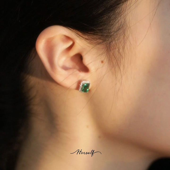 Evergreen Emerald Cube Earrings