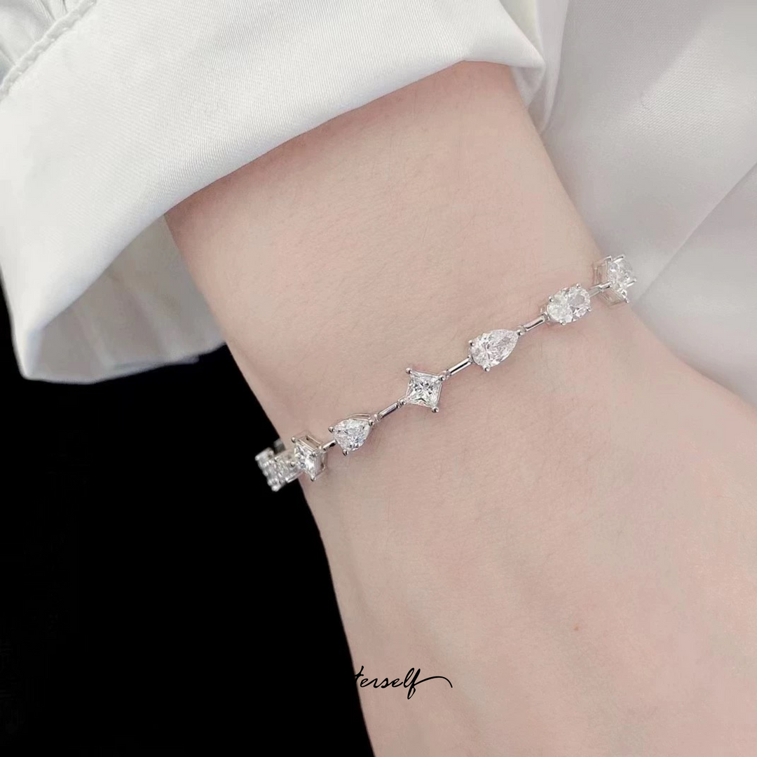 Daisy Diamond Bracelet