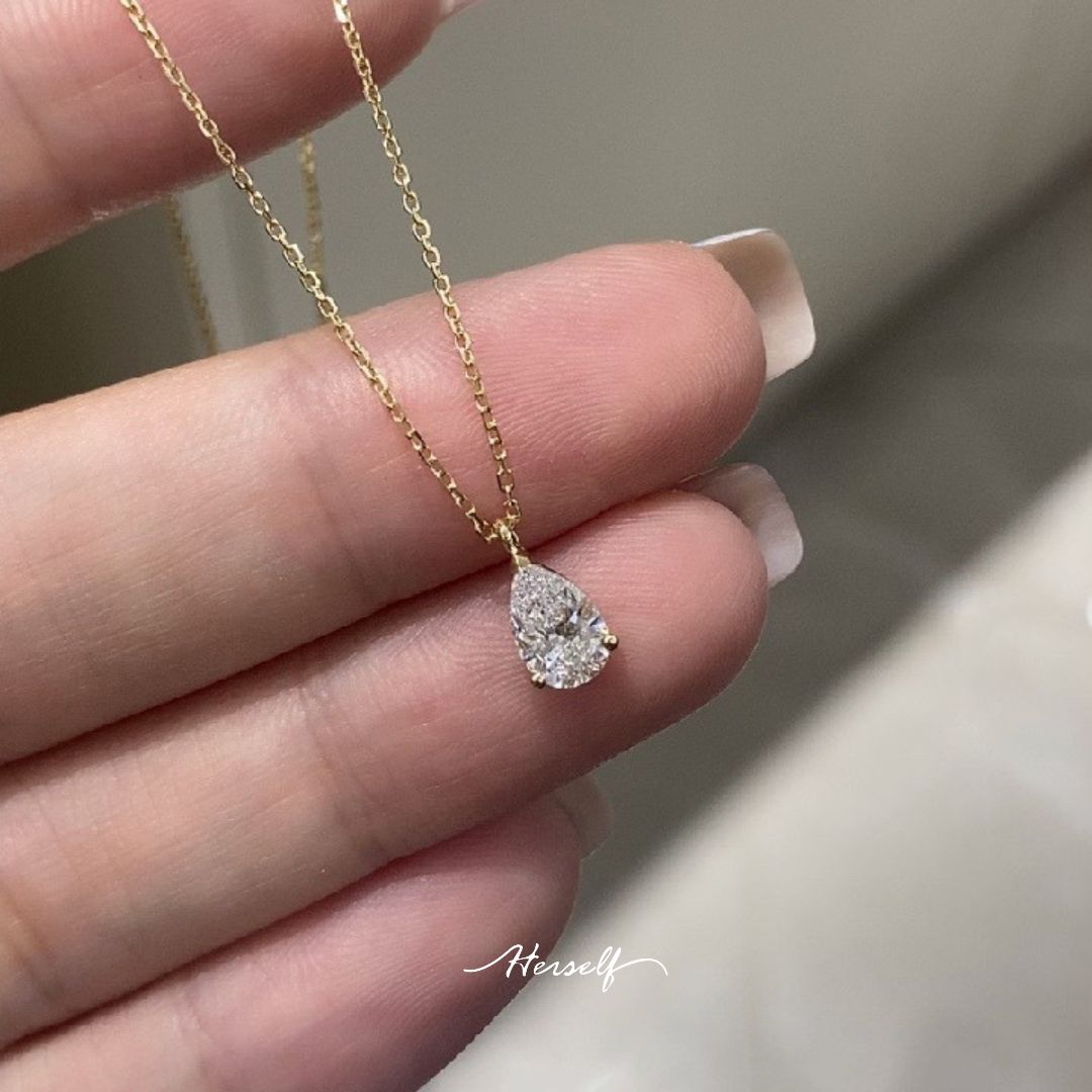 Diamond Pear-Shaped Necklace