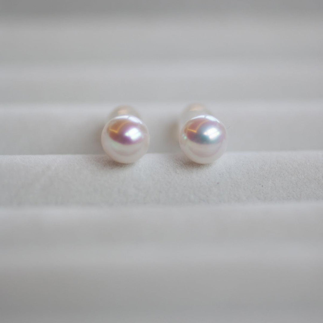 Lightbulb Freshwater Pearl Stud Earring - Herself Jewelry