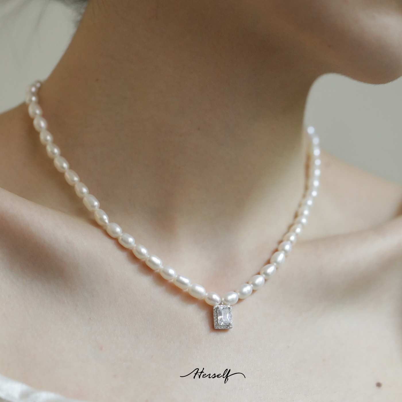 Rice pearl necklace on sale designs